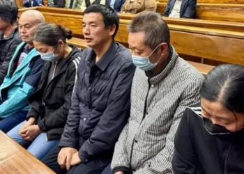 Sept Chinois condamnés à 20 ans de prison chacun pour traite et travail forcé en Afrique du Sud