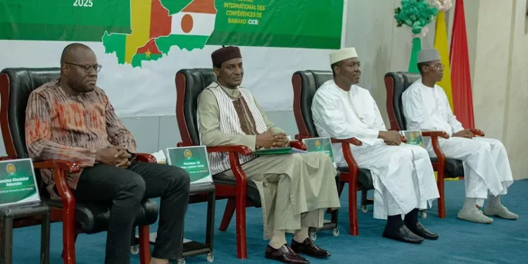 AES : Vers une nouvelle monnaie du Sahel ?