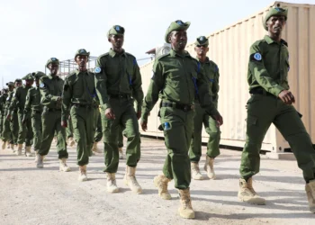 Al-Shabab combat l'armée somalienne pour le contrôle d'une base militaire stratégique