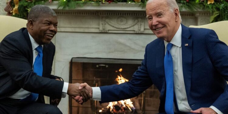 Biden se rendra en Angola alors que les puissances mondiales se disputent l’influence africaine