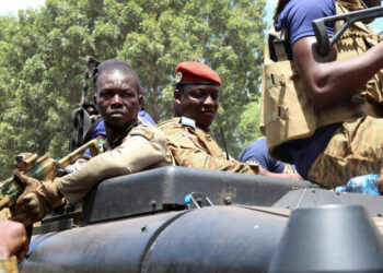 Comment la junte du Burkina Faso enrôle les critiques pour combattre les rebelles islamistes