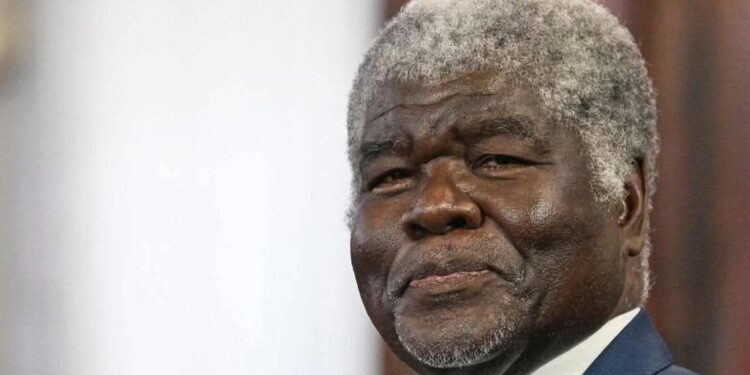 Côte d'Ivoire : Robert Beugré Mambé reconduit dans ses fonctions de Premier ministre