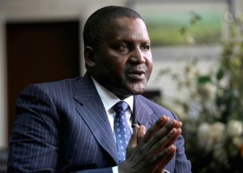 Dangote prévient que l'afflux de carburant russe menace le secteur du raffinage en Afrique