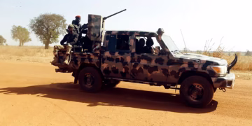 Des militants du groupe État islamique revendiquent la capture et l'exécution d'un général de brigade nigérian.