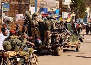 Des milliers de personnes fuient le Sud face à l'intensification des combats, quelques jours après la réaffirmation de l'accord de paix entre la RDC et le Rwanda.