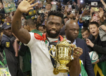 Des milliers de personnes saluent l'Afrique du Sud, championne du monde