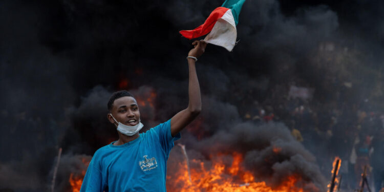 Manifestations rivales dans la capitale malgache après plusieurs jours de manifestations meurtrières menées par des jeunes