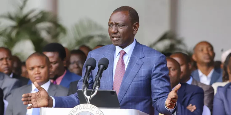 Dissolution du cabinet kenyan : réponse du public