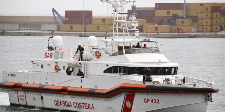 Dix-neuf migrants retrouvés morts par les garde-côtes italiens