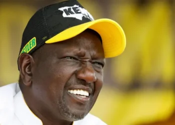 Double coup dur pour les projets fiscaux du président kenyan