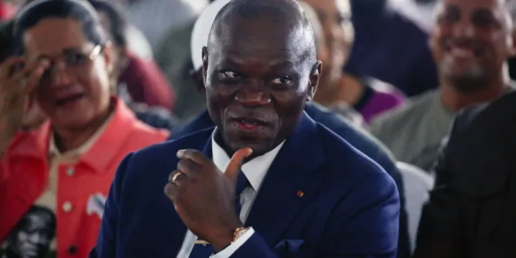 Gabon : Brice Oligui Nguema investi président après une transition militaire