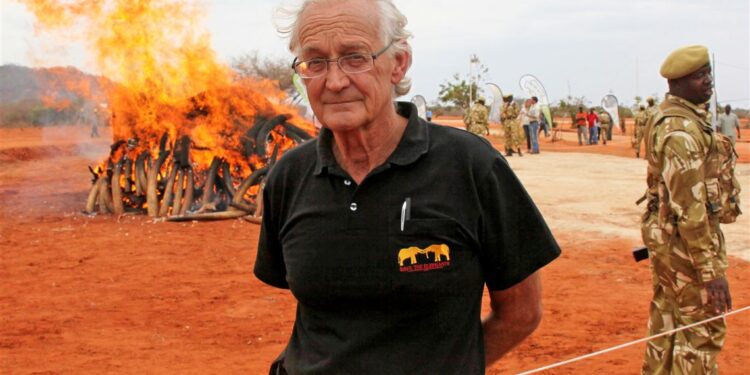 Décès d'Iain Douglas-Hamilton, pionnier de la conservation des éléphants, à l'âge de 83 ans