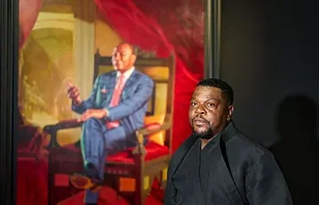 Kehinde Wiley redéfinit le leadership africain dans « Un labyrinthe de pouvoir »