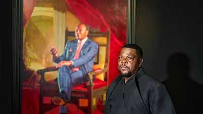 Kehinde Wiley redéfinit le leadership africain dans « Un labyrinthe de pouvoir »