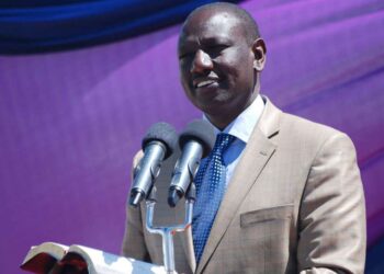 Kenya le président William Ruto courtise les entreprises technologiques américaines malgré l'augmentation des impôts sur les sociétés