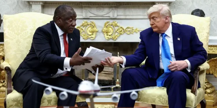 L’Afrique du Sud ne bloquera pas le programme américain d’accueil de réfugiés pour la minorité blanche