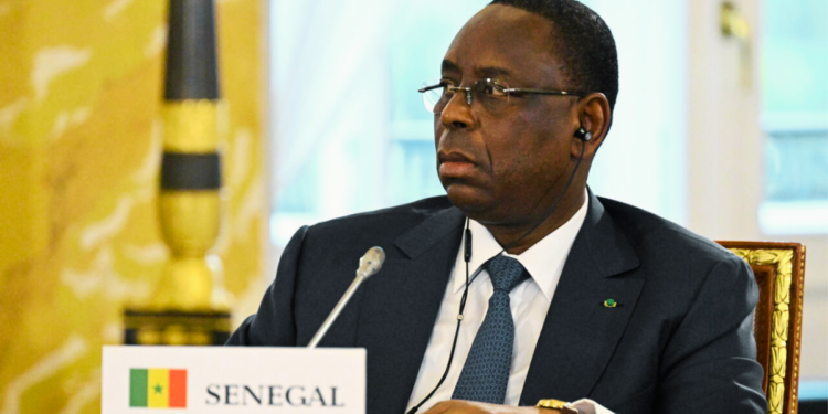 L'Avenir de la Démocratie Sénégalaise Réflexions sur le report des élections à décembre 2024.