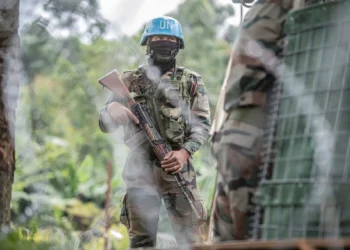 L'ONU exhorte le Rwanda à quitter l'est du Congo et prolonge la mission de maintien de la paix d'un an.