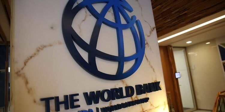 La Banque mondiale réduit à 4,7 % l'estimation de la croissance du Kenya pour 2024 en raison de difficultés budgétaires