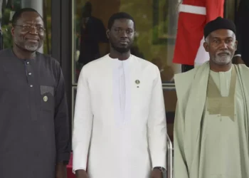 La CEDEAO donne mandat à Faye pour discuter avec le Burkina, le Mali et le Niger