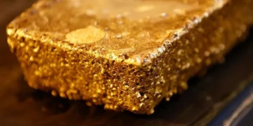 La Guinée interdit l'exportation d'or brut pour stimuler le raffinage local