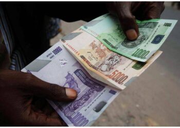 La RD Congo cherche à freiner la domination du dollar en favorisant l'utilisation de la monnaie locale