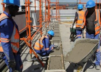 La Russie s'intéresse à la main d'œuvre du Zimbabwe dans le secteur de la construction