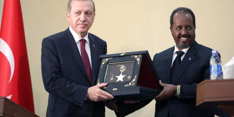 La Somalie annonce un accord avec la Turquie pour empêcher l'Éthiopie d'accéder à la mer à travers une région séparatiste