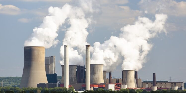 La compagnie d'électricité sud-africaine va retarder la fermeture des centrales à charbon