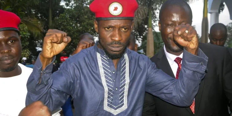 La police ougandaise interdit les rassemblements d’opposition de Bobi Wine