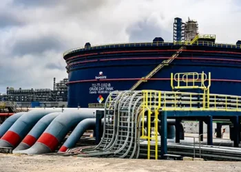 La raffinerie Dangote du Nigeria importe son premier pétrole brut des Émirats arabes unis
