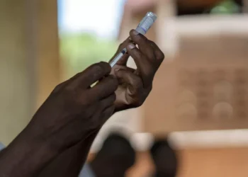 Le Burkina Faso devient le deuxième pays africain à inclure le vaccin contre le paludisme dans son programme de vaccination