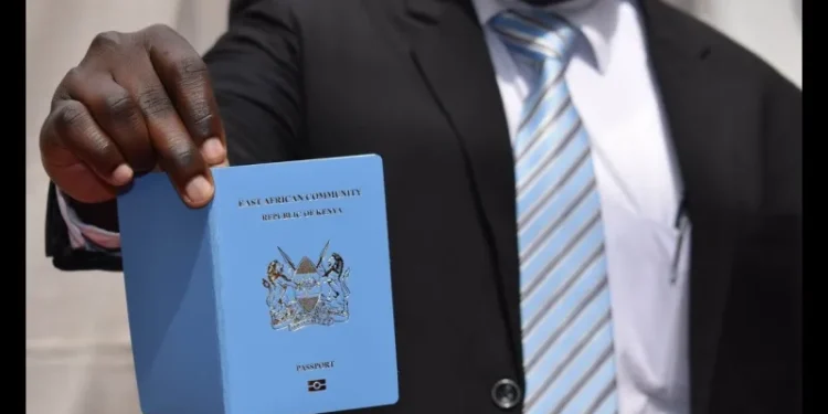 Le Kenya s’attaque à l’arriéré de passeports alors que l’indignation grandit