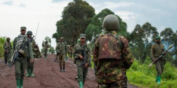 Le M23 se retire des villes de l'est de la RDC face à la pression croissante sur le cessez-le-feu.
