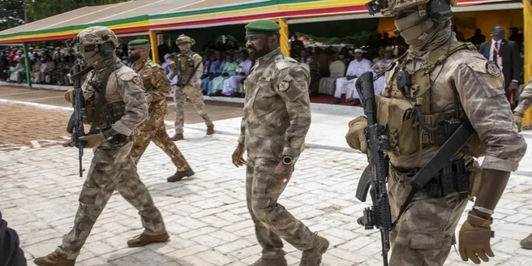 Le Mali coupe le signal d'une chaîne d'information en raison d'une émission critiquant la junte au pouvoir au Burkina Faso