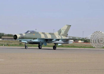 Le Nigeria approuve un prêt de 618 millions de dollars pour l'achat d'avions de combat