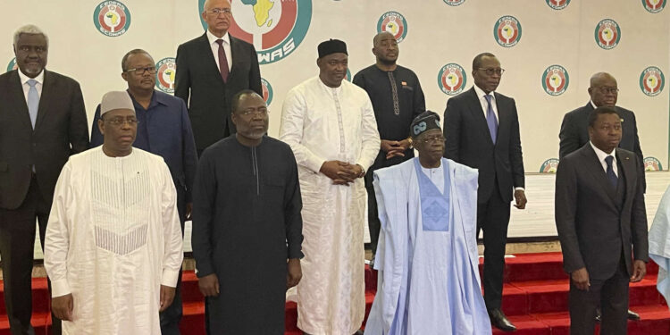 Le Royaume-Uni salue les actions de l'Afrique de l'Ouest contre le coup d'État au Niger