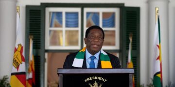 Le Zimbabwe annonce le retour de près de 100 000 de ses citoyens en Afrique du Sud.