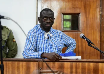 L'opposition ougandaise Kizza Besigye en état critique en prison