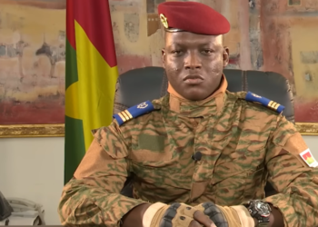 Le chef militaire du Burkina Faso mise sur l’autonomie économique