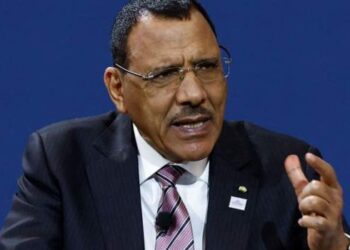 Le dirigeant déchu du Niger demande l'aide du tribunal de la CEDEAO