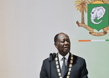 Le gouvernement ivoirien démissionne après la victoire écrasante du parti au pouvoir