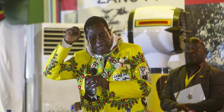 Le parti au pouvoir au Zimbabwe obtient la majorité qualifiée au Parlement