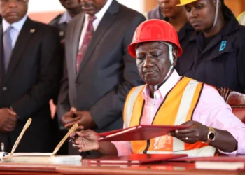 Le président Ruto signe le projet de loi sur le logement abordable
