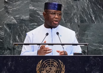 Le président de la Sierra Leone exhorte les parlementaires à adopter des réformes électorales controversées