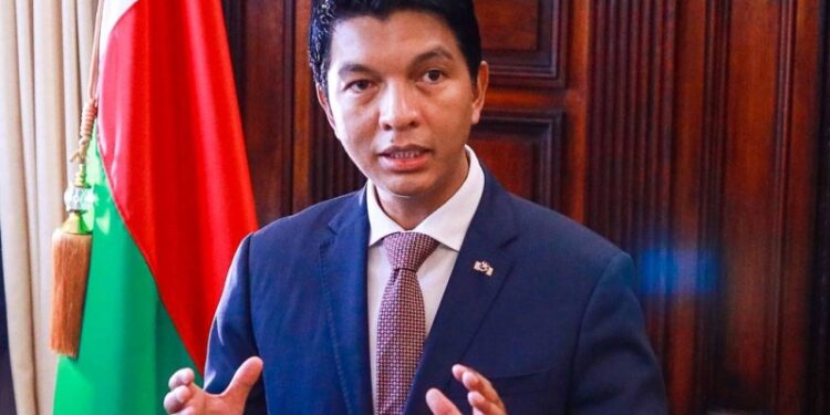 Le président malgache veut relever les défis du développement alors qu’il cherche à être réélu