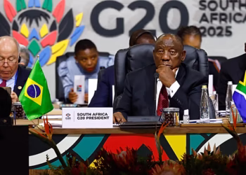 Le président sud-africain Ramaphosa réaffirme l'engagement de son pays au sein du G20 malgré le boycott américain