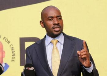 Le principal leader de l'opposition au Zimbabwe démissionne, affirmant que son parti a été détourné par le parti au pouvoir du président