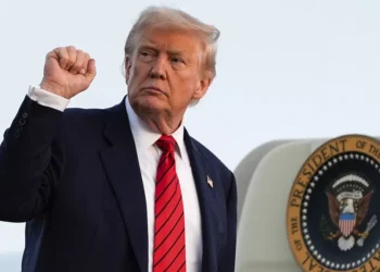 Les États-Unis relancent le programme de caution de visa de 15 000 dollars pour les voyageurs en provenance de pays à haut risque