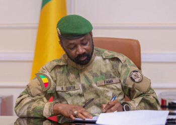 Les actions de Resolute Mining chutent alors que la junte militaire malienne retient son PDG et son personnel en détention